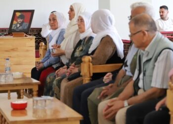 Hadi Bulut için taziyesine kitlesel ziyaret