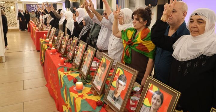 Anmalara katılan kadınlar: Annelerin barış çağrısını esas alalım