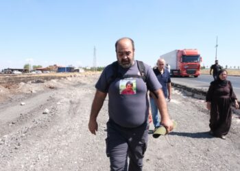 Narin Güran’ın babası Amed’den Ankara’ya yürüyüş başlattı