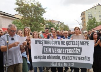 Xozat’ta uyuşturucu ve çeteleşmeye karşı yürüyüş: Kimse razı olmamızı beklemesin
