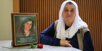 Anmada kızının fotoğrafının arkasında bir an olsun kalkmadı: Onların yolundan ayrılmayacağız
