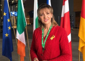 Martina Anderson: Müzakere etmek mücadeleden vazgeçmek değildir