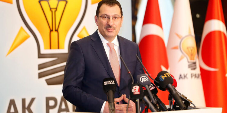 AK Parti'den Net Seçim ve Adaylık Mesajı: Kritik İsim 2028'de Erken Seçimi İşaret Etti