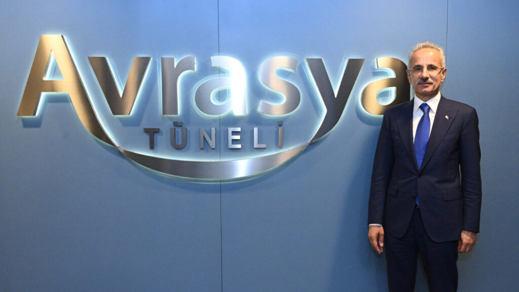 Avrasya Tüneli'nde Tarihi Eşik Aşıldı: Günlük Araç Geçişinde Yeni Rekor