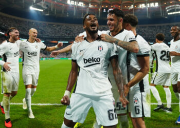 Avrupa Serüvenine 4 4'lük Başlangıç: Beşiktaş Marsilya'yı Dağıttı