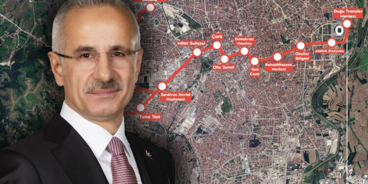 Bakan Uraloğlu Detayları Paylaştı: Adapazarı-Serdivan Tramvay Hattı İçin Geri Sayım Başladı