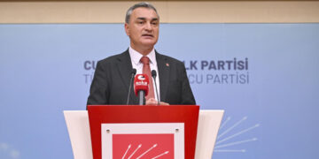 CHP'den Kurultay Mesajı: Artık Engel Kalmadı