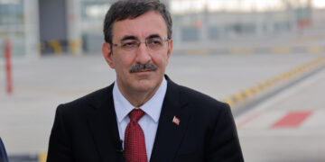 Ekonomide Kritik Dönemeç: Cumhurbaşkanı Yardımcısı Cevdet Yılmaz 3 Yıllık Yol Haritasını Duyurdu