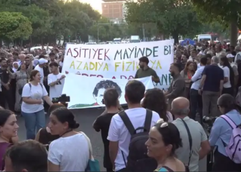Amed ve İstanbul’ta binler 1 Eylül Dünya Barış Günü’nde yürüdü