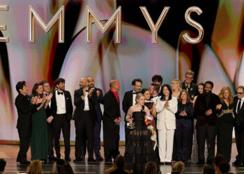 Emmy Tarihinde Görülmemiş Gece: 'Widow's Bay' ve Matthew Rhys Tarihe Geçti