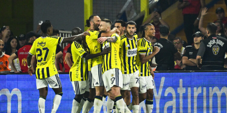 Fenerbahçe-Roma Maçının Hakemi Belli Oldu
