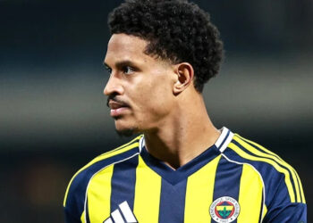Fenerbahçe'den Oosterwolde Açıklaması: Sol Bacağından Operasyon Geçirdi