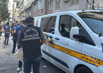 Gaziantep'te Erkek Dehşeti: Eşini Katletti, 3'ü Çocuk 4 Kişiyi Yaraladı