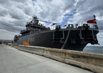 Girne'deki Gemi Faciasında Kayıp 20 Kişi Aranıyor! TCG Işın Göreve Başladı: Bin Metreye Kadar Arama Kurtarma Yapabiliyor