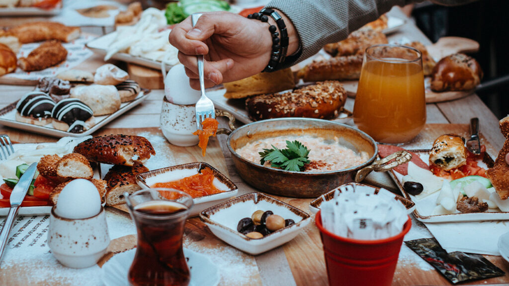 İlk ve Son Öğünün Saati Ömrü Etkiliyor