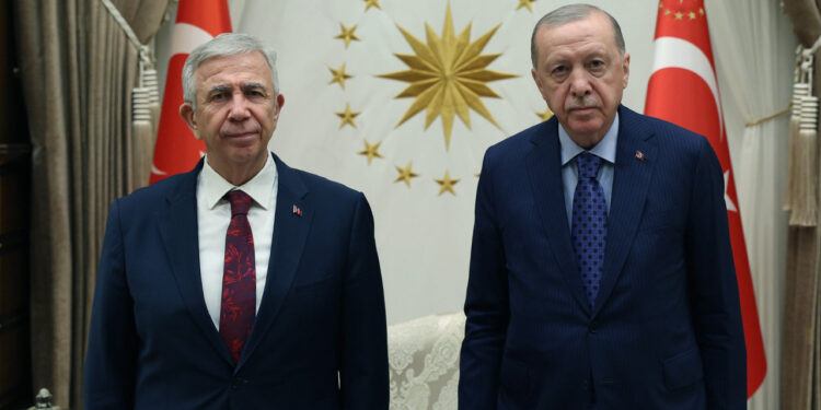 Mansur Yavaş Sessizliğini Bozdu: 'İki Genel Merkez de Rahatsızsa Gereğini Yaparım'