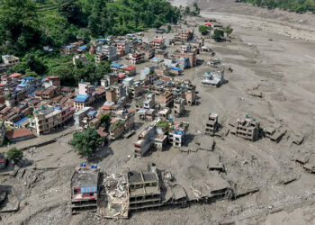 Nepal'deki Felakette Can Kaybı 1342'ye Fırladı, 4 Binden Fazla İnsan Kayıp