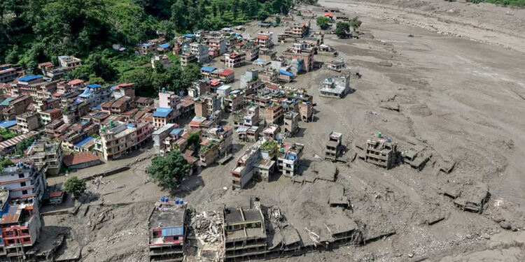 Nepal'deki Felakette Can Kaybı 1342'ye Fırladı, 4 Binden Fazla İnsan Kayıp