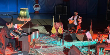 Of Tarihinde Bir İlk: Piyano, Bağlama ve Kemençe Aynı Sahnede Buluştu