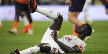 Osimhen'in Sahalara Dönüş Tarihi Belli Oldu! Trabzonspor Maçında Oynayacak mı?