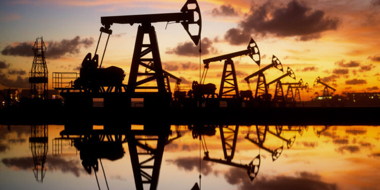 Savaş Petrolü Uçurdu: Küresel Enerji Koridorunda Kırmızı Alarm