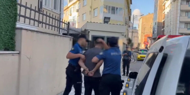 Şişli’de Atatürk'e Hakaret Eden Şüpheli Yakalandı