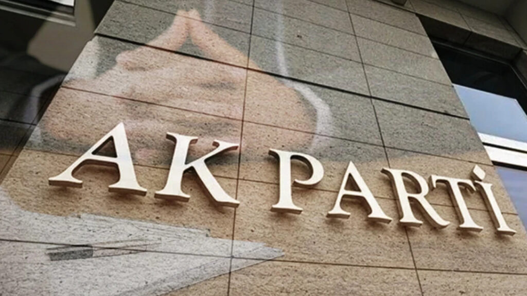 Siyasette Büyük 'Transfer' İddiası: Cemil Tugay ve 12 Vekil AK Parti'ye Katılacak