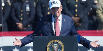 Trump'ın 'Seçim Rüşveti' ABD'yi Karıştırdı! Kişi Başı 5 Bin Dolar Verecek!