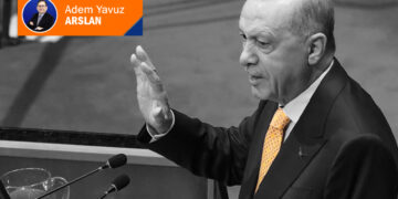 Türk’ün Türk’e İngilizce propagandası