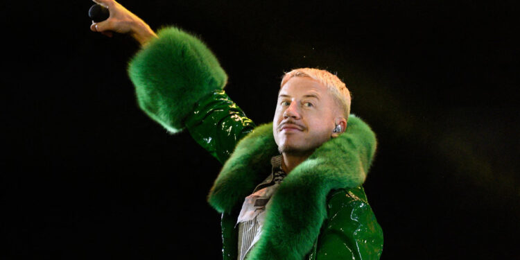 Turneden Kovuldu Ama Geri Adım Atmadı: ABD'li Rapçi Macklemore’dan Filistin’e 1 Milyon Dolarlık Bağış