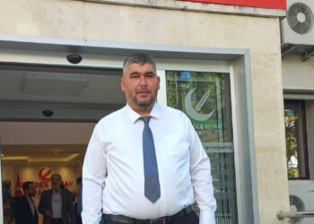 Yeniden Refah Partili Eski Başkan Evinde Vurulmuş Halde Bulundu