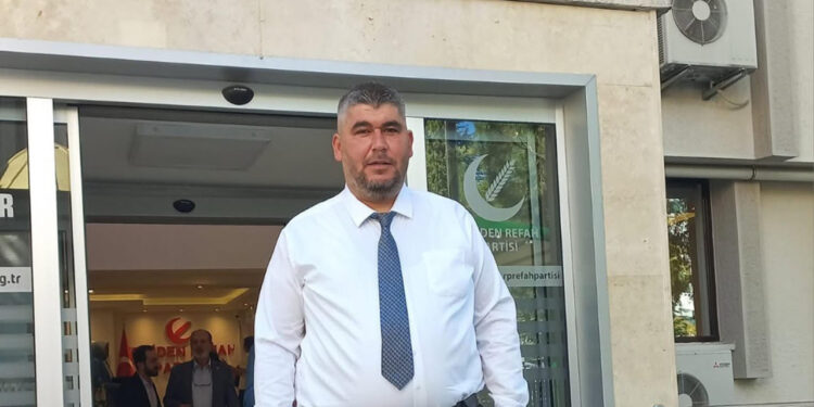 Yeniden Refah Partili Eski Başkan Evinde Vurulmuş Halde Bulundu