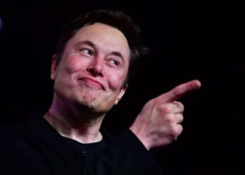 Elon Musk, “yapay zekanın insanlığı yok edebileceği” korkularına cevap verdi