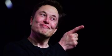 Elon Musk, “yapay zekanın insanlığı yok edebileceği” korkularına cevap verdi