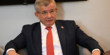 Ahmet Davutoğlu bugün ifade verecek