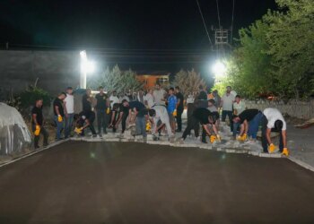 Rezan’da belediye ve halk el ele: Yollar komünal yöntemle yapılıyor