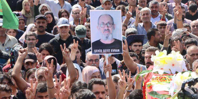 DFG Seyit Evran’ı andı: Kürt halkının mücadelesinde yaşayacak