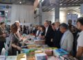 Amed kitap fuarı: Zeki Bayhan’ın kitapları imzalandı