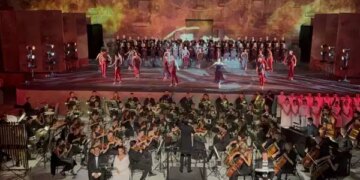 ‘Carmina Burana’ sahne kantatı Aspendos Antik Tiyatrosu’nun tarihi atmosferinde sahnelendi
