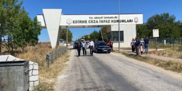 Selçuk Mızraklı cezaevinden çıktı