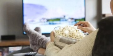 ‘Bir bölüm daha’ diyorsanız dikkat: Dizi izleme alışkanlığınız sandığınız kadar masum olmayabilir!