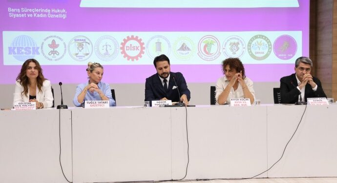 Cizîr’de panel: Barış ve demokratikleşme eş zamanlı yürümeli