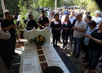 Kürt siyasetçi İbrahim Ayhan mezarı başında anıldı