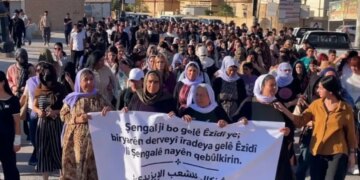 Şengal halkından yürüyüş: İrademiz dışında alınan kararları kabul etmiyoruz