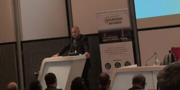 Londra’daki konferansın ilk günü sona erdi: Özerklik ve barış deneyimleri ele alındı