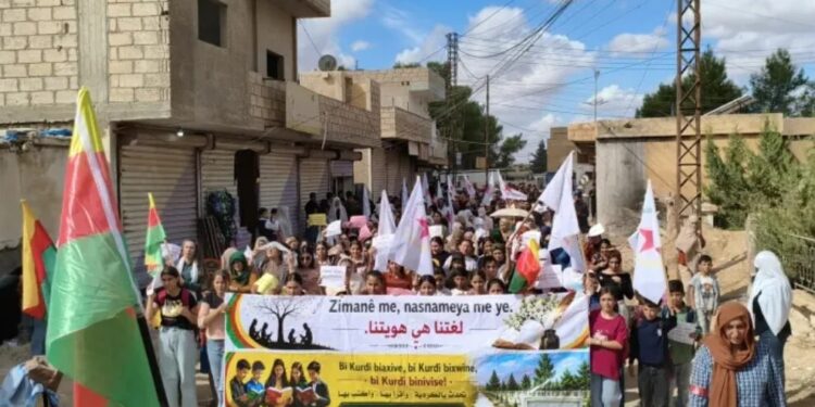 Zirgan’da Kürtçe eğitim için eylem: Kürtçe başladık, Kürtçe devam edeceğiz