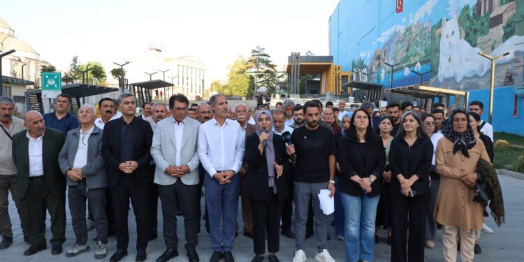 Wan’da gözaltılara tepki: Taziyelerimize dönük tahammülsüzlüğü kabul etmiyoruz