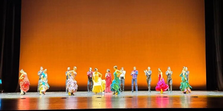 Aida Gomez’in ‘Carmen’i AKM’de sahnelendi