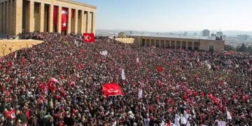 10 Kasım resmi tatil mi? 10 Kasım hangi güne denk geliyor?