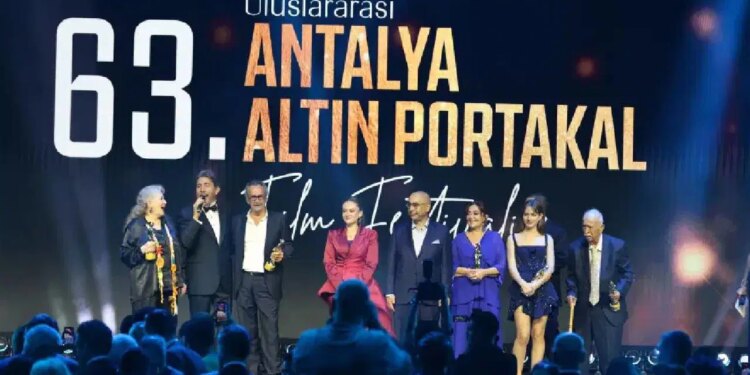 Uluslararası Antalya Altın Portakal Film Festivali’nde ‘ulusal film yarışması’ heyecanı: Onurlu yaşamın izinde